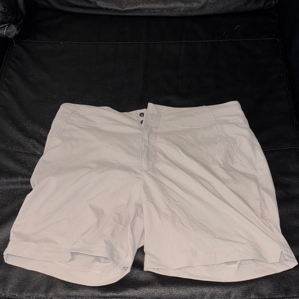 Columbia Women's Light Gray Athletic Shorts